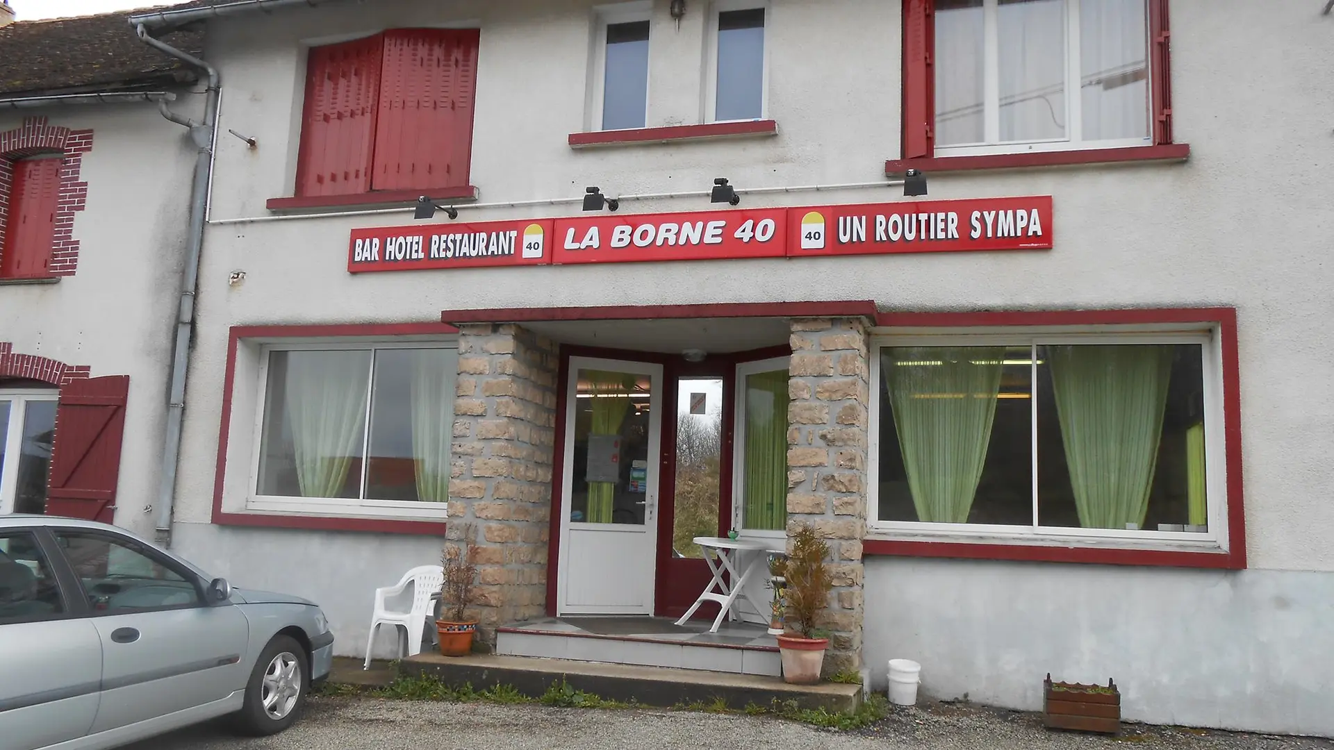Restaurant Bar 'La Borne 40' à La Porcherie