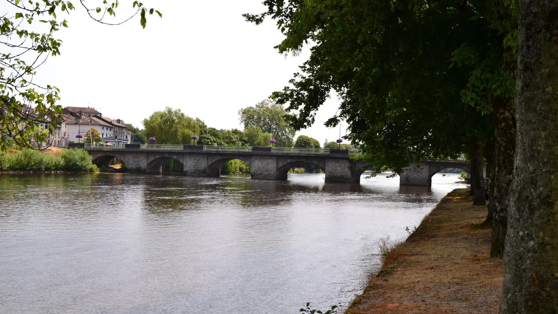 Pont d'Aixe sur Vienne_1