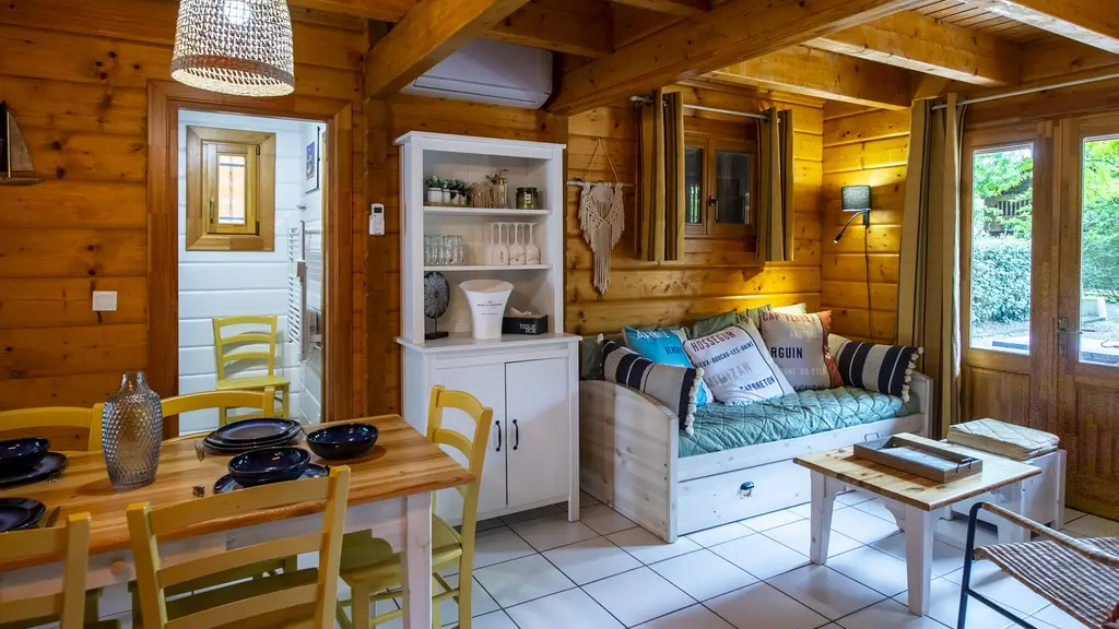 2026_nouziere_k9-13 (Copier)