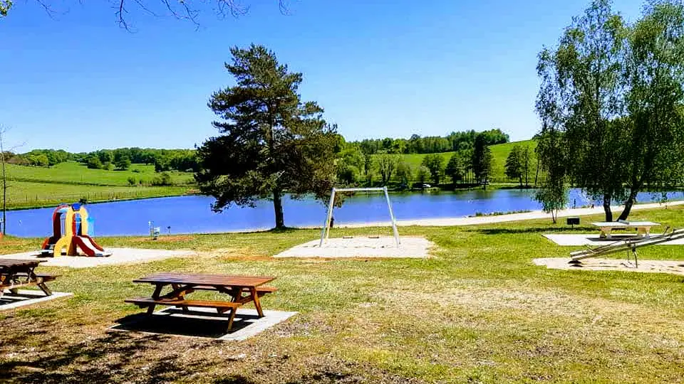Plan d'eau de baignade de Montréal à Saint Germain Les Belles_9