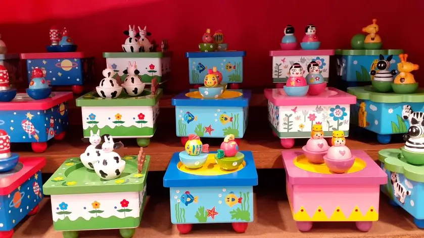 Bille de bois - boutique jouets en bois ancien couleurs enfants