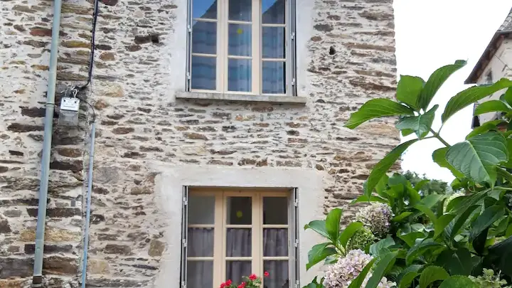 meublé location la maisonnette de ségur le château_2