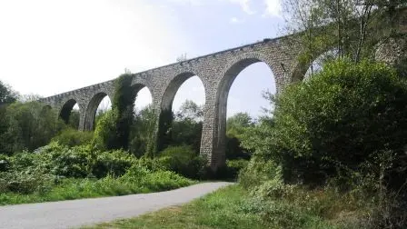 Ancien viaduc du Tramway départemental de Rancon
