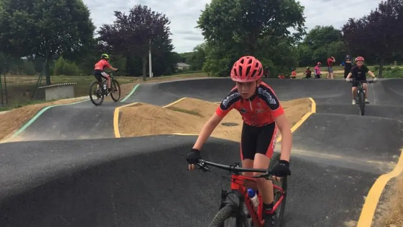 VTT Miaulétou en pumptrack en Limousin