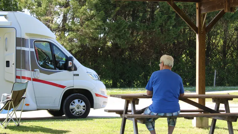 Aire de camping Car Cartelegue