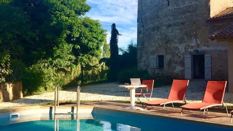 3.La Piscine du Pigeonnier