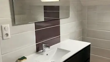 36763_917367_5