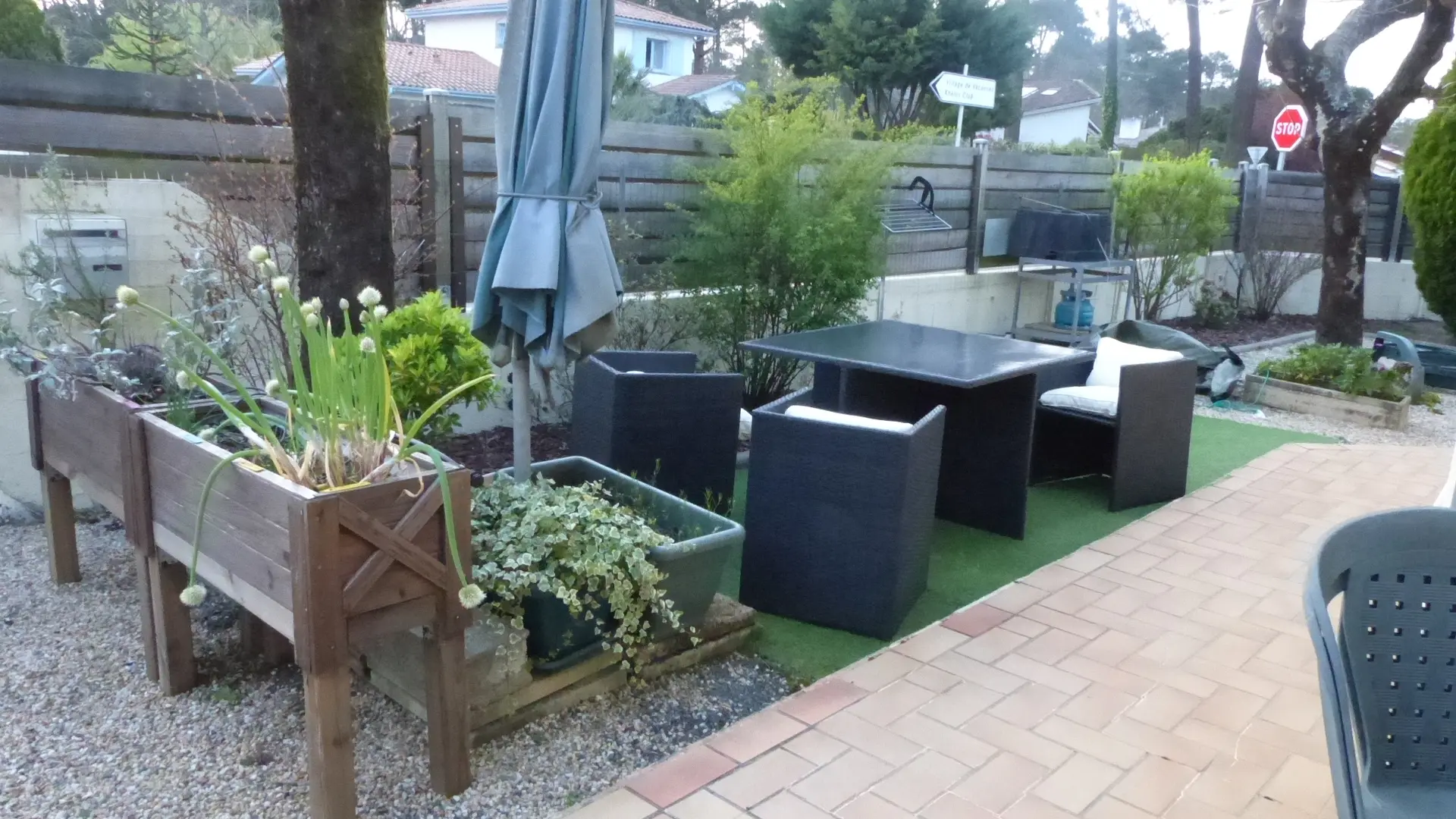 terrasse herbes arom et BBQ-P251-