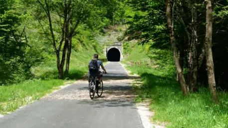 voie-verte-sumene-artense-457x305