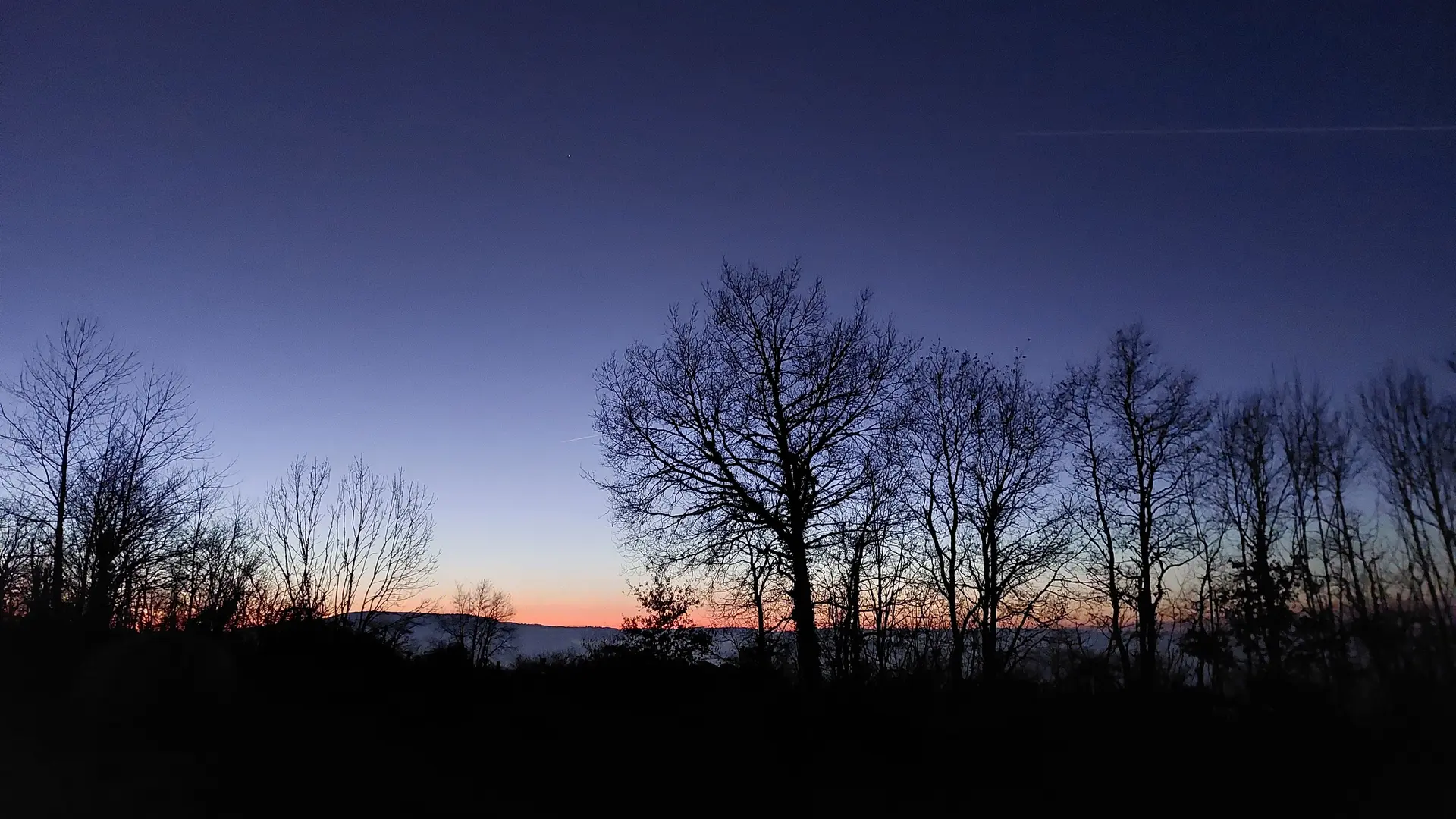 vue couché de soleil fond du terrain