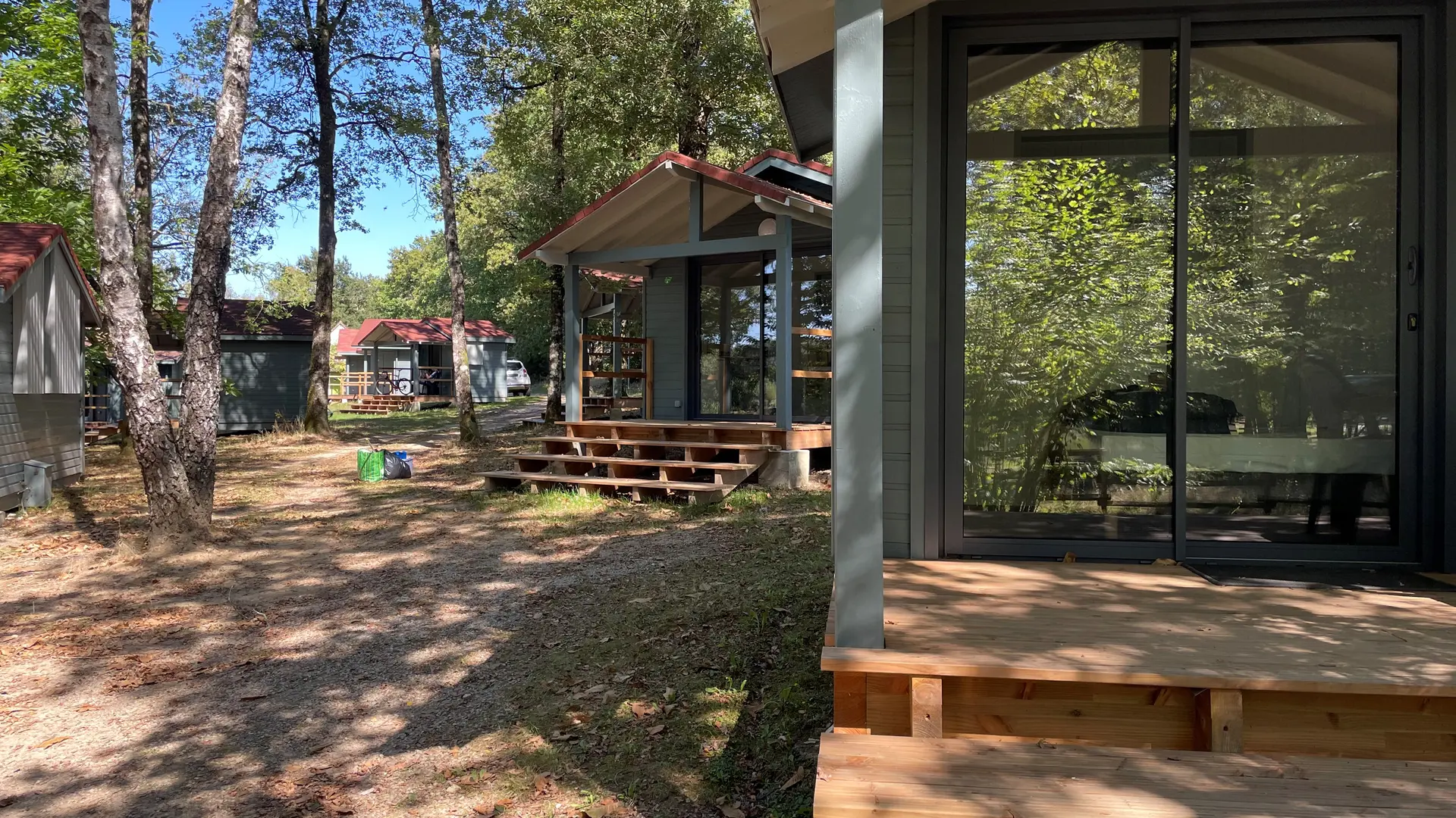 mini chalets camping