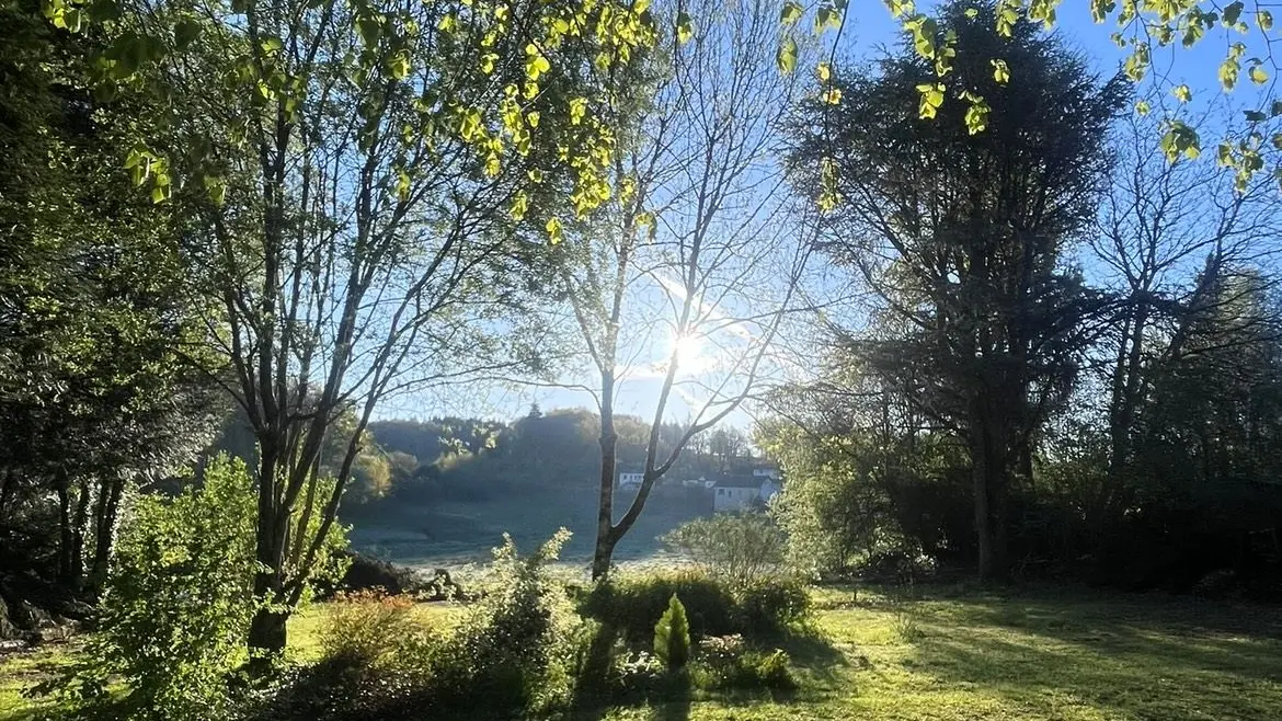 vue jardin - Le Cantou - Affieux © N Jones