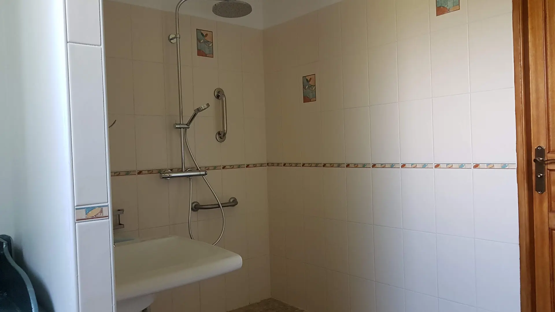 Chambre d'hotes Vidalie SDB1