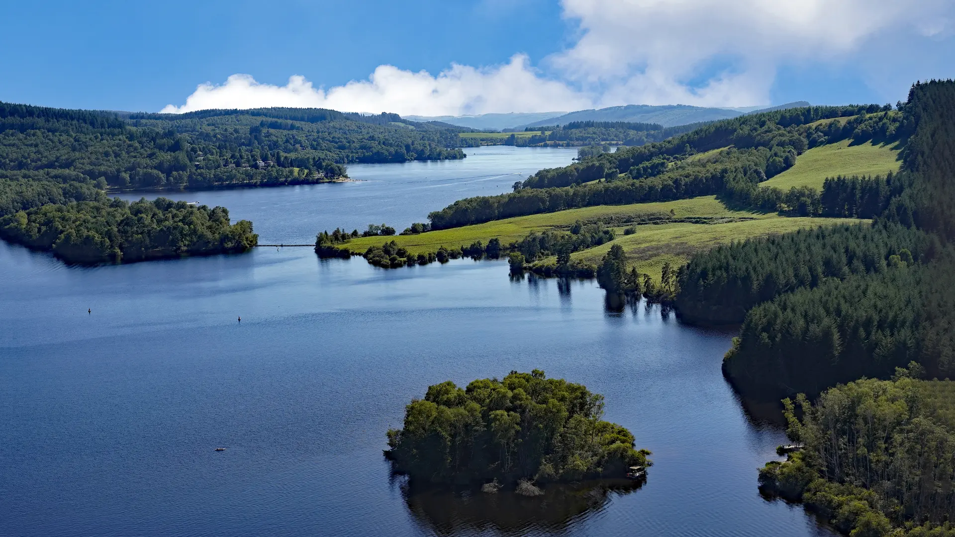 Aérienne_Lac_Vassiviere