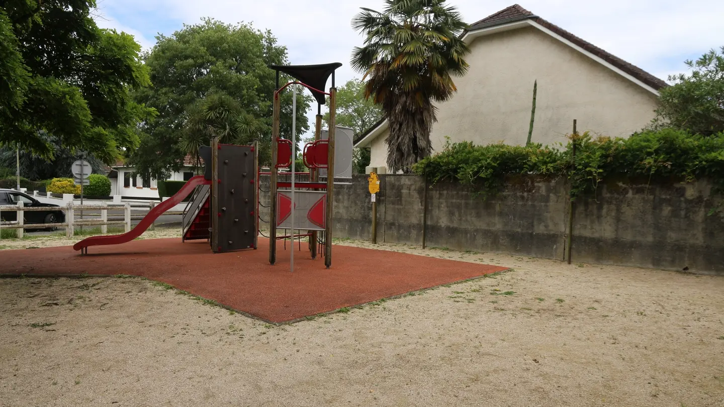 Aire de jeux Ader 02 - Pau Pyrénées Tourisme