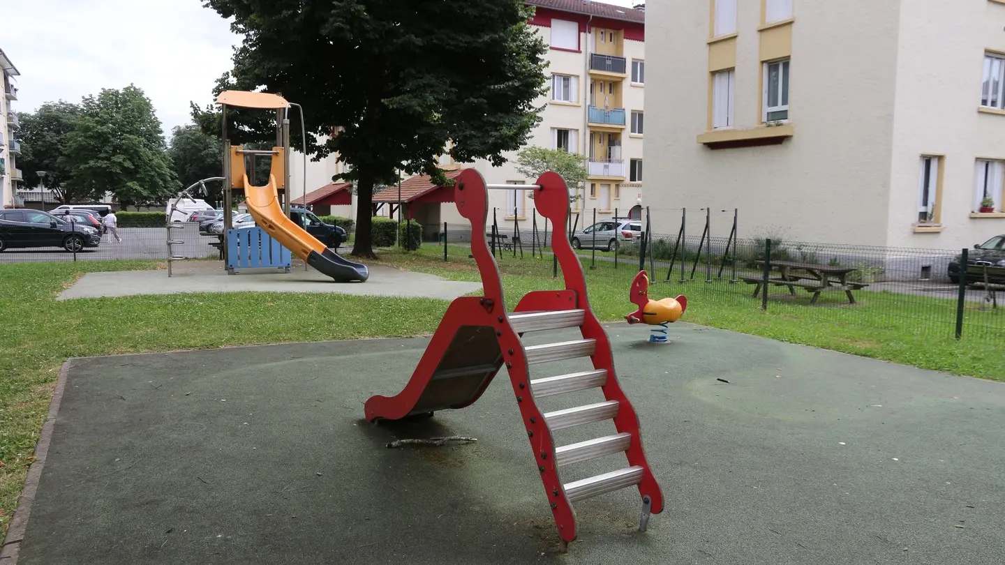 Aire de jeux Font aux Fées 01 - Pau Pyrénées Tourisme