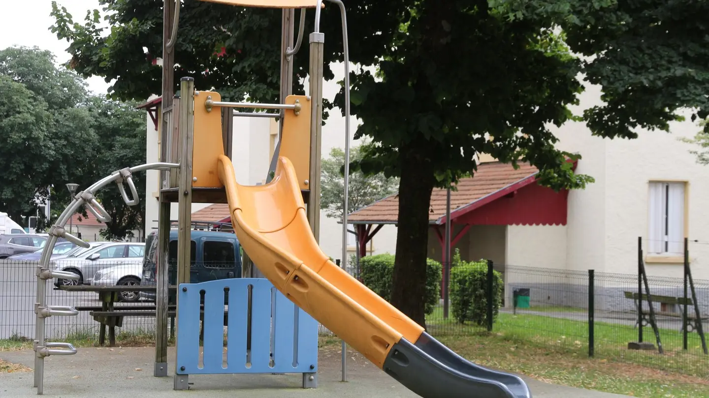 Aire de jeux Font aux Fées 03 - Pau Pyrénées Tourisme