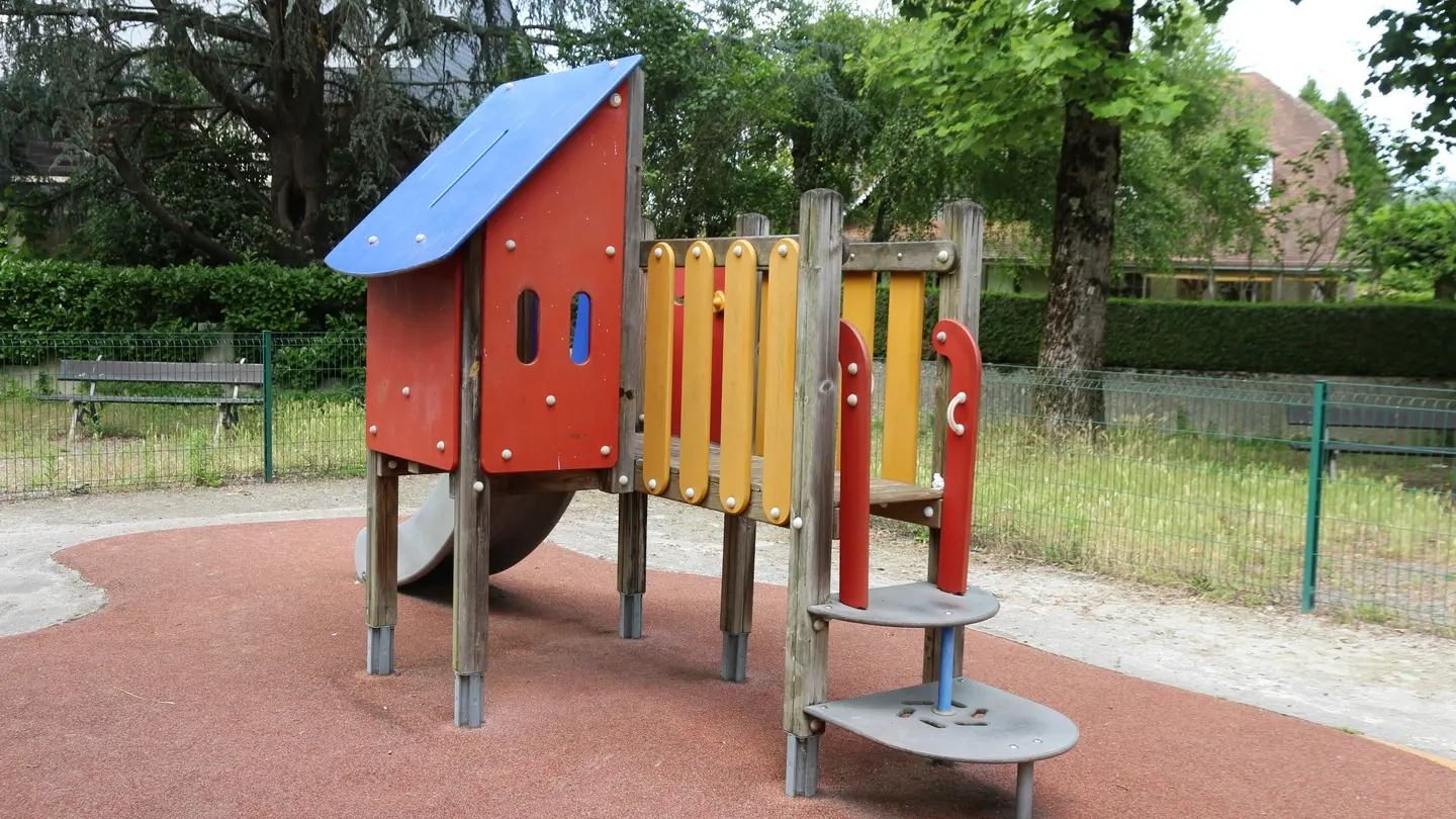 Aire de jeux François Villon 03 - Pau Pyrénées Tourisme