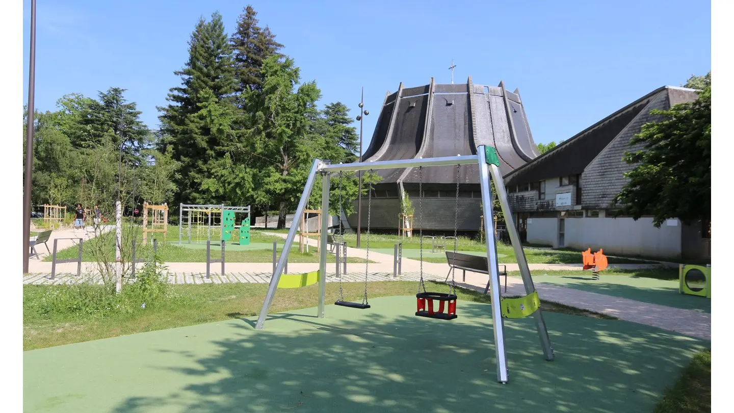 Aire de jeux de la Pépinière 01 - Pau Pyrénées Tourisme