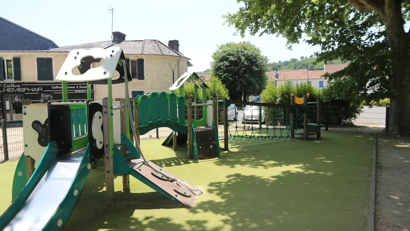 Aire de jeux du Junqué à Jurançon 04 - Pau Pyrénées Tourisme