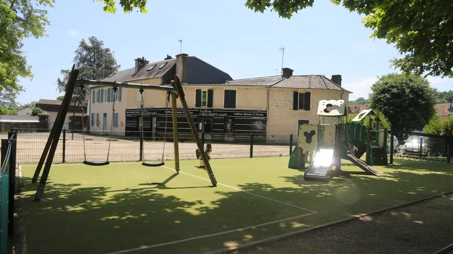 Aire de jeux du Junqué à Jurançon 06 - Pau Pyrénées Tourisme