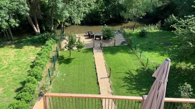 Au bord de la rivière ségur le château 4