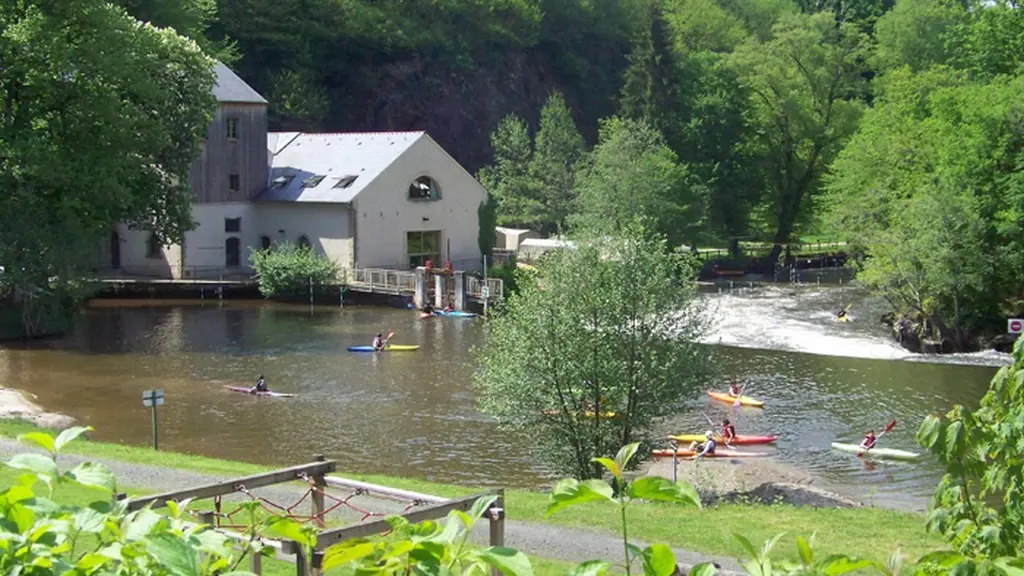 Stand-up Paddle Vézère Passion (Station Sports Nature - Pays d'Uzerche)_5