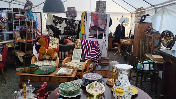 Le Grenier de Nicolas - Une véritable caverne d'alibaba