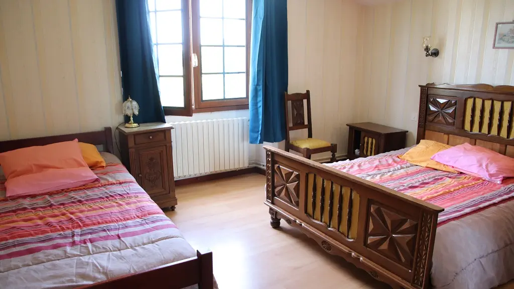 Barrouilhet gîte - chambre2 3pers