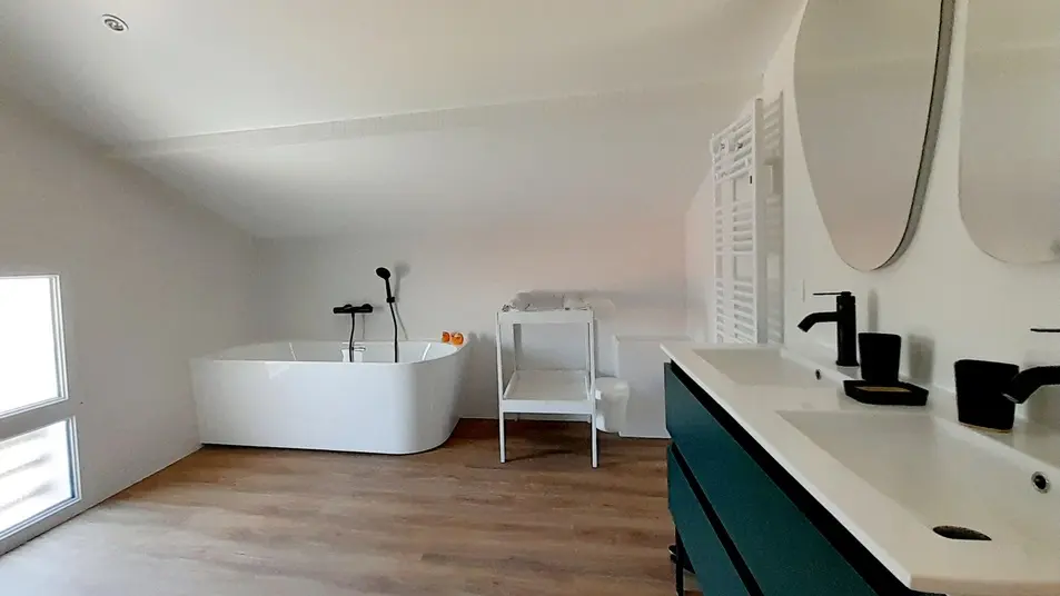 Bathroom_N1_1 (Copier)