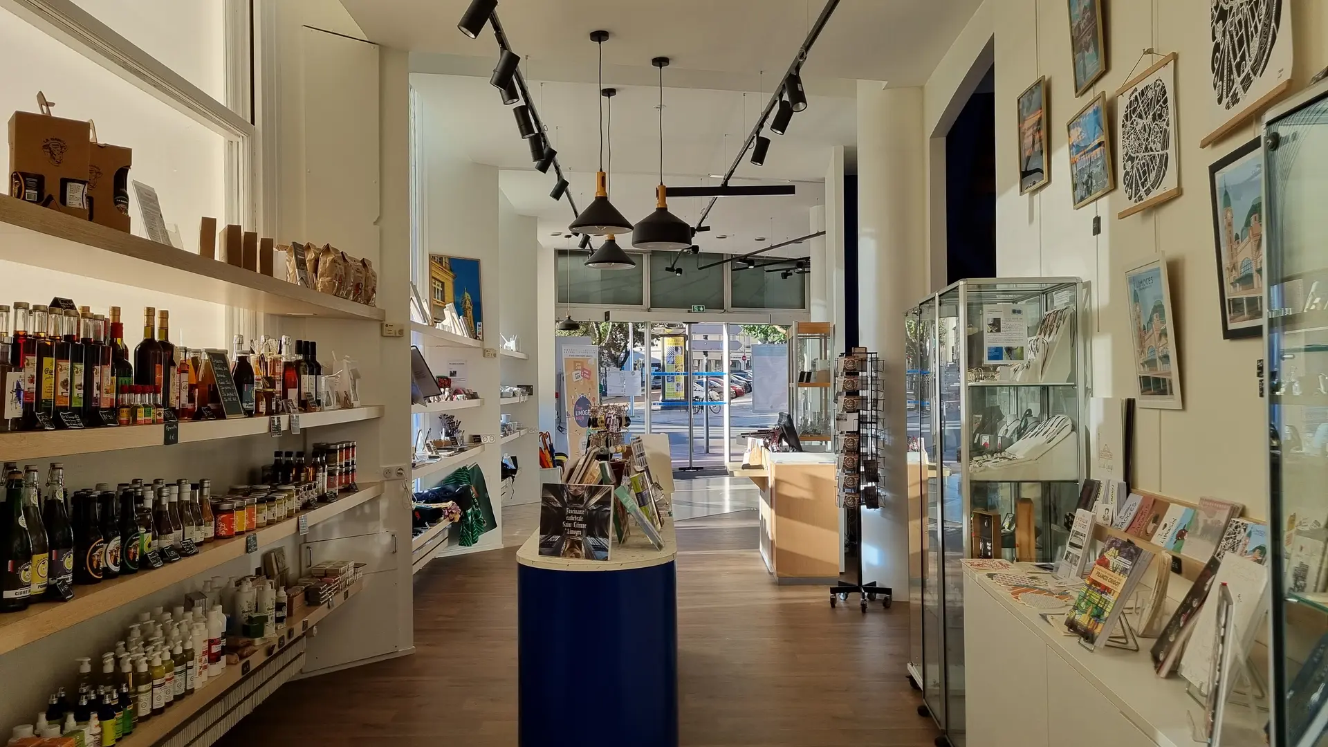 Boutique ©OTI-LBidon (77)