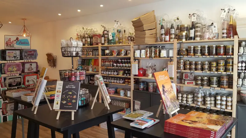 Boutique-interieure-3--800-x-600