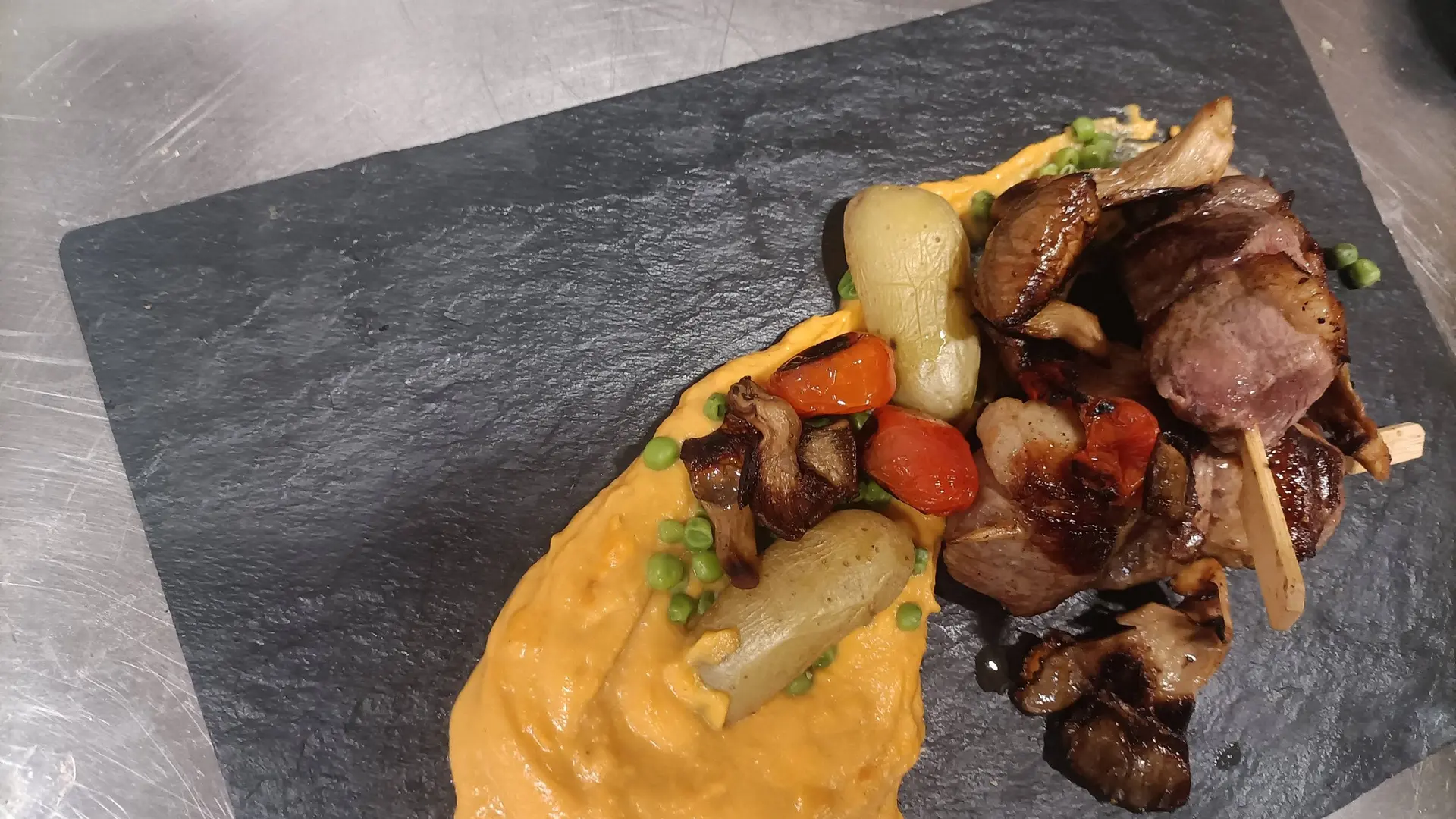 Brochette de canard et sa garniture au Restau'Pâtes