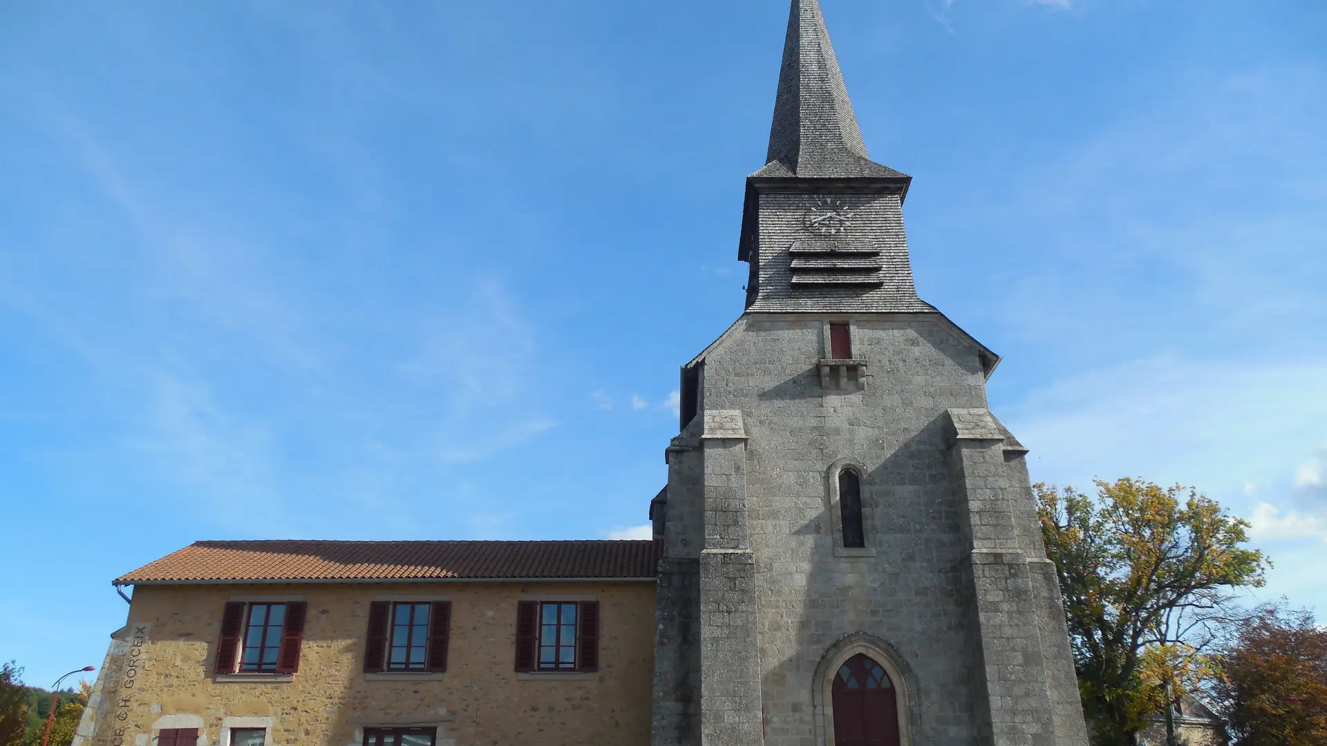 Bujaleuf Eglise 2016