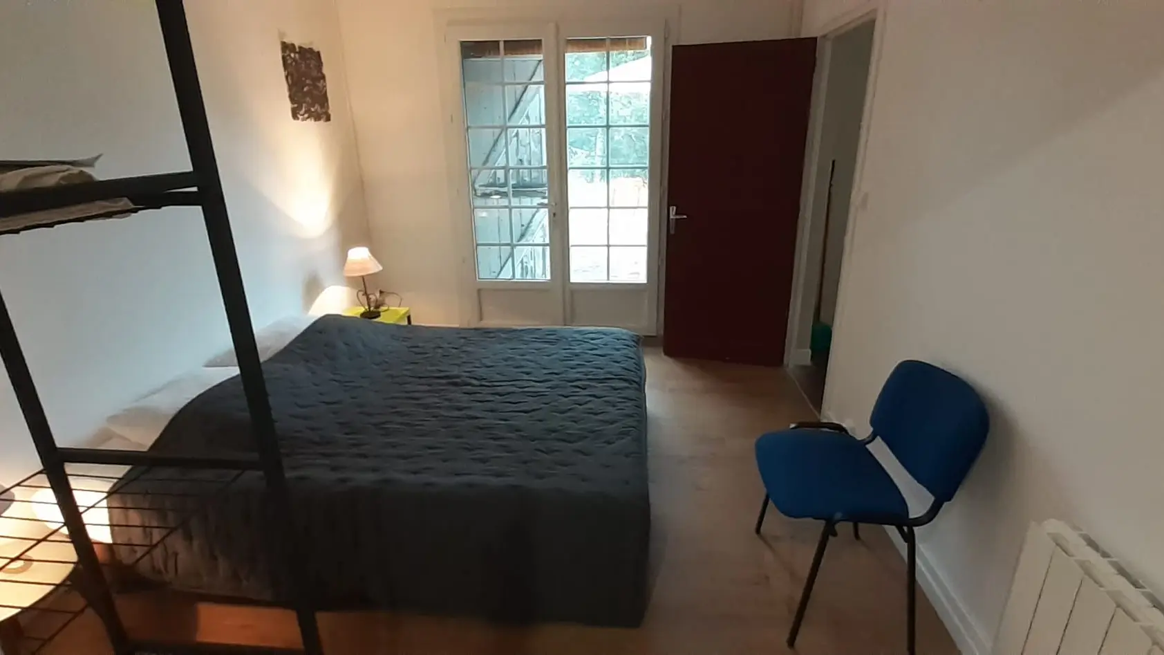C - 3 chambre depuis porte SdB 8060