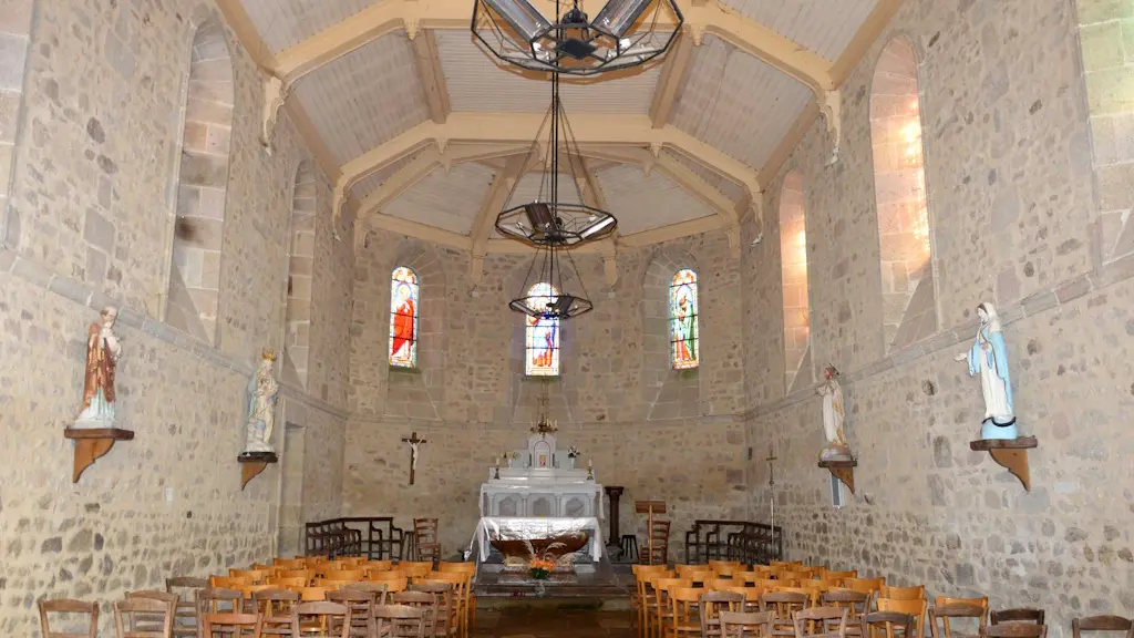 CHAMBORET eglise int