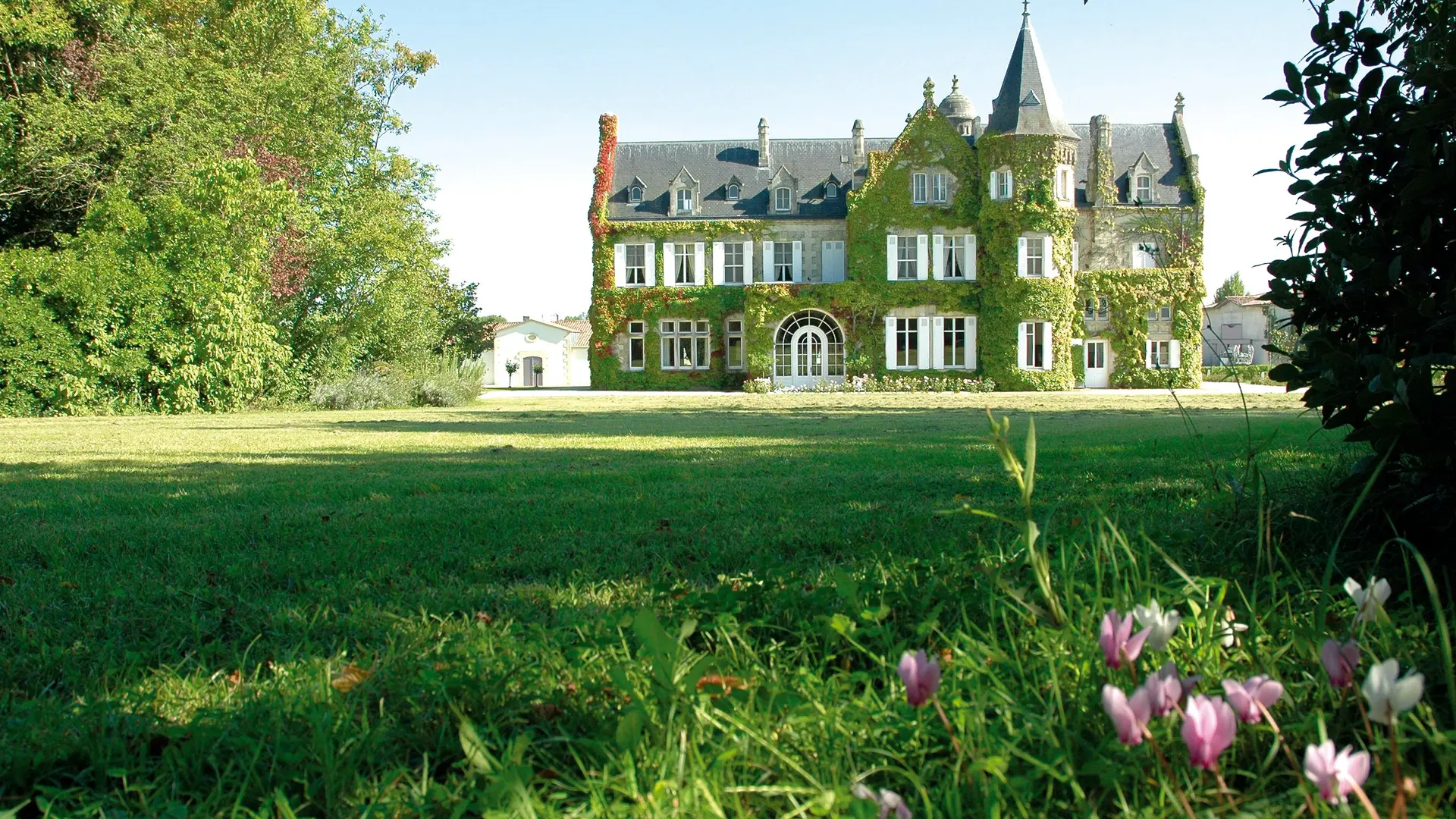 CHATEAU LASCOMBES EXTERIEUR