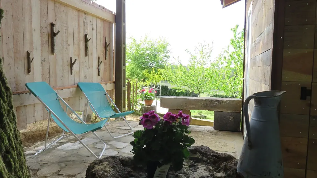 Cabane Papyjotte - accès salle de bain