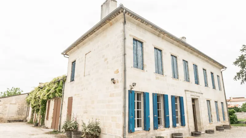 Château-Beau-Rivage-et-Clos-la-Bohème1