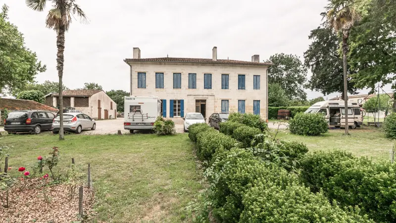 Château-Beau-Rivage-et-Clos-la-Bohème8