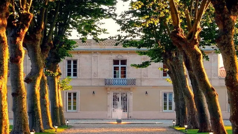 Château Haut Breton Larigaudière 800x600