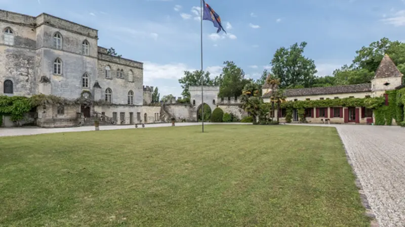 Château-de-Lamarque5