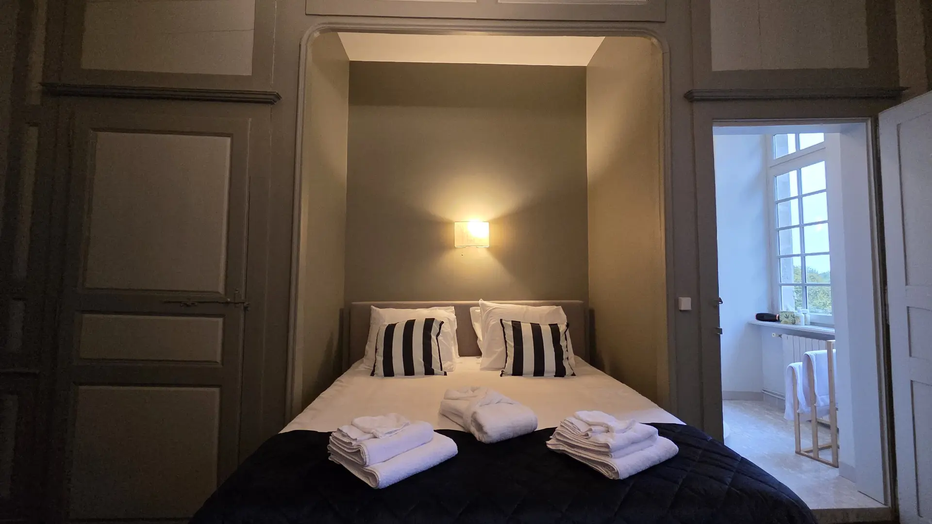 Chambre Rose Lubersac Ch des 2 Garçons ©Laurence Léonard (18)(1)