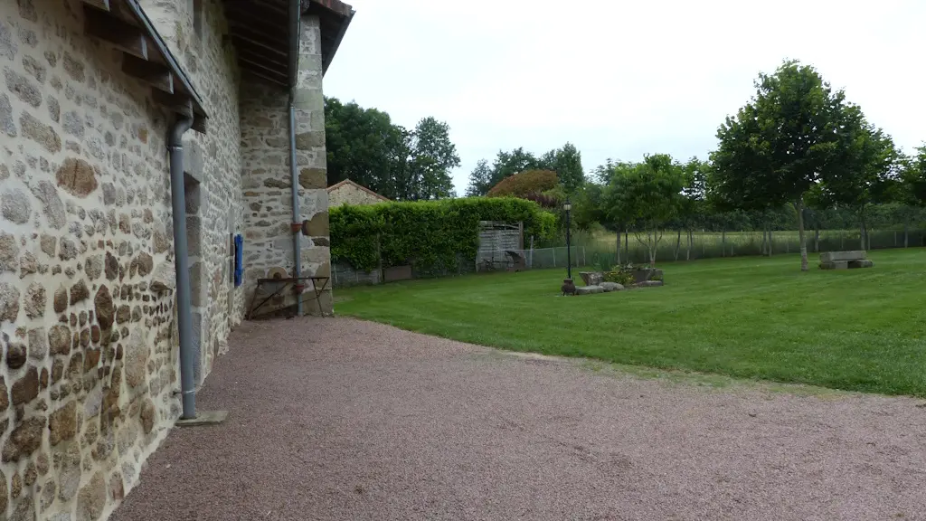 Chez mimi extérieur 4 - sirtaqui