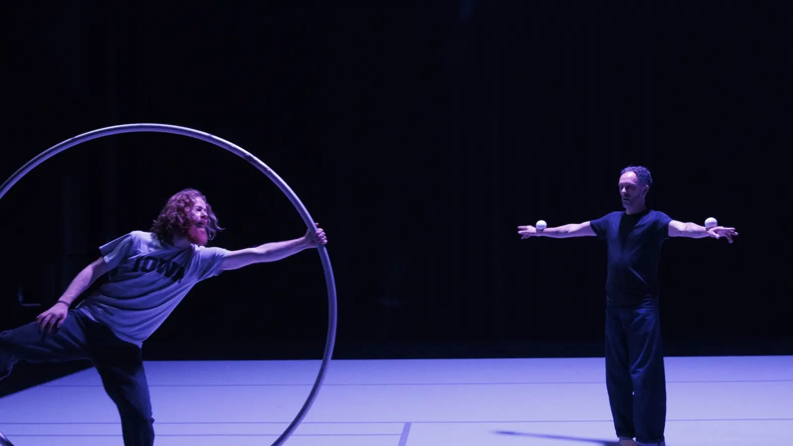 COMMENCER À EXISTER