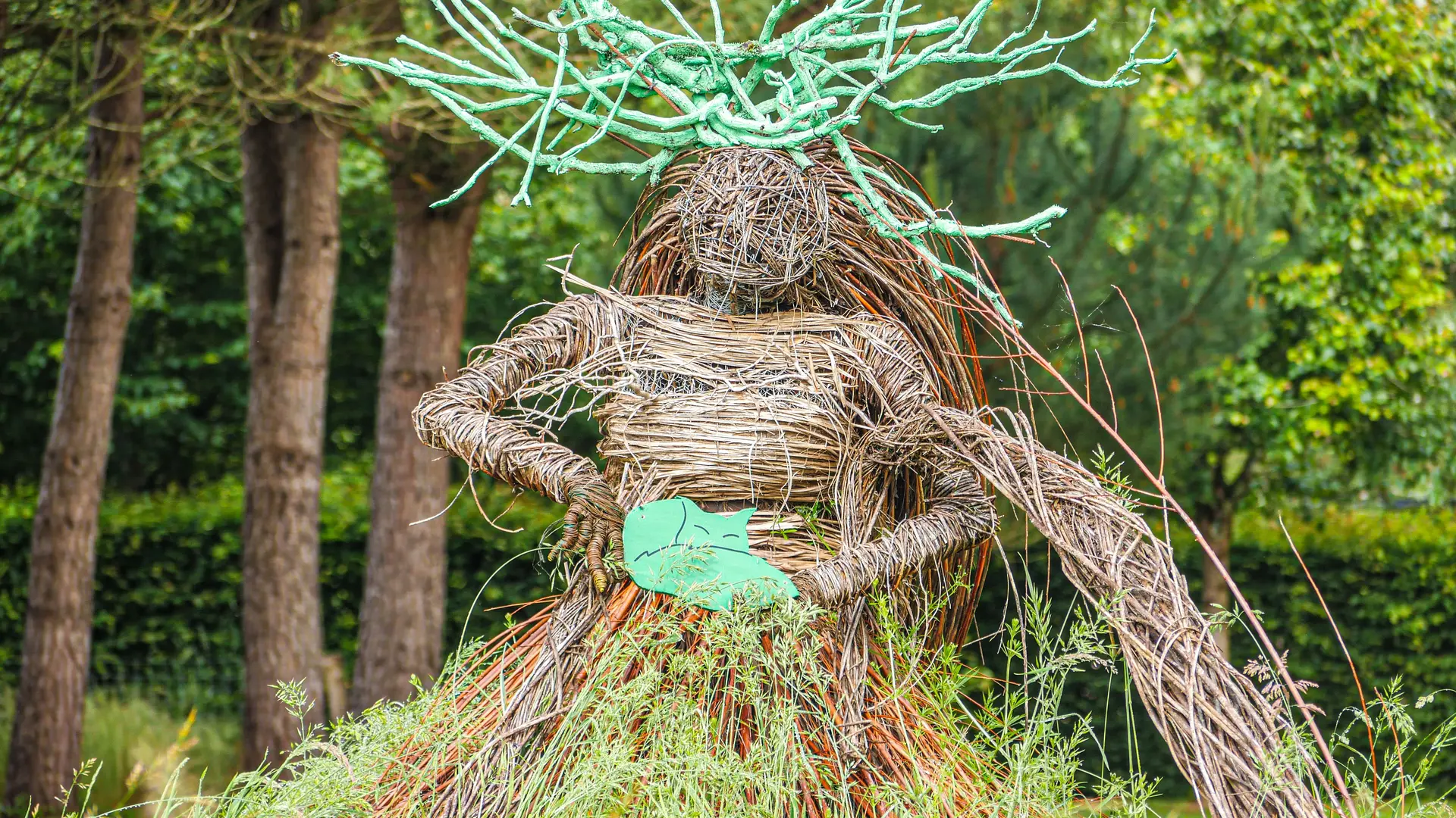 Corrèze Tourisme_GR46_Sculpture aux Jardins de Colette_© David Genestal_juin 2024