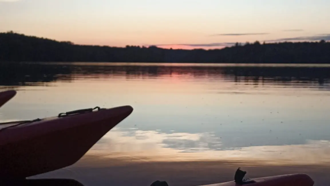 Couché de soleil sur la base - Lac de St Pardoux