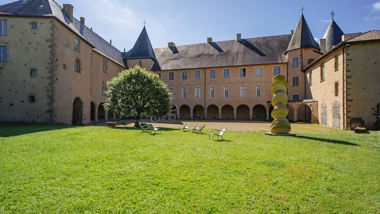 Cour du Château