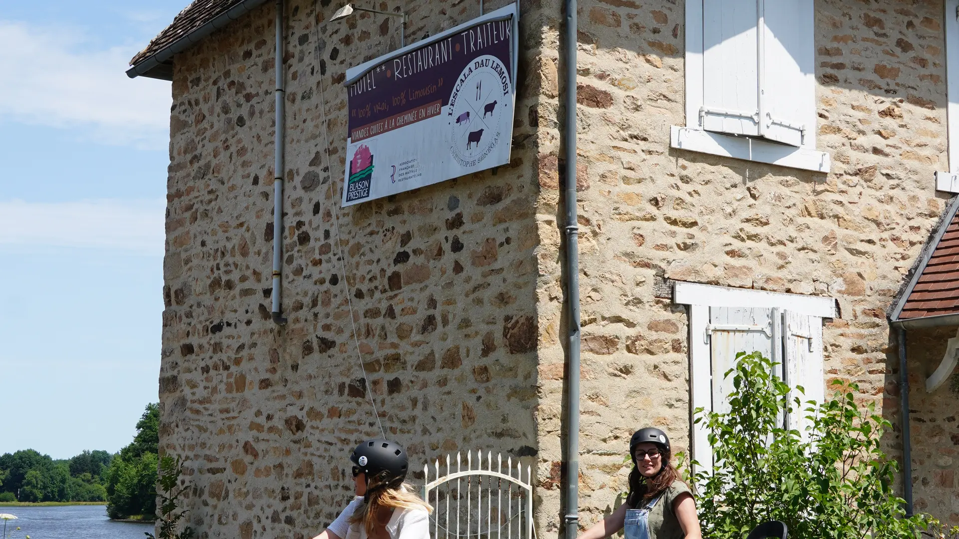 The beach ski Academy