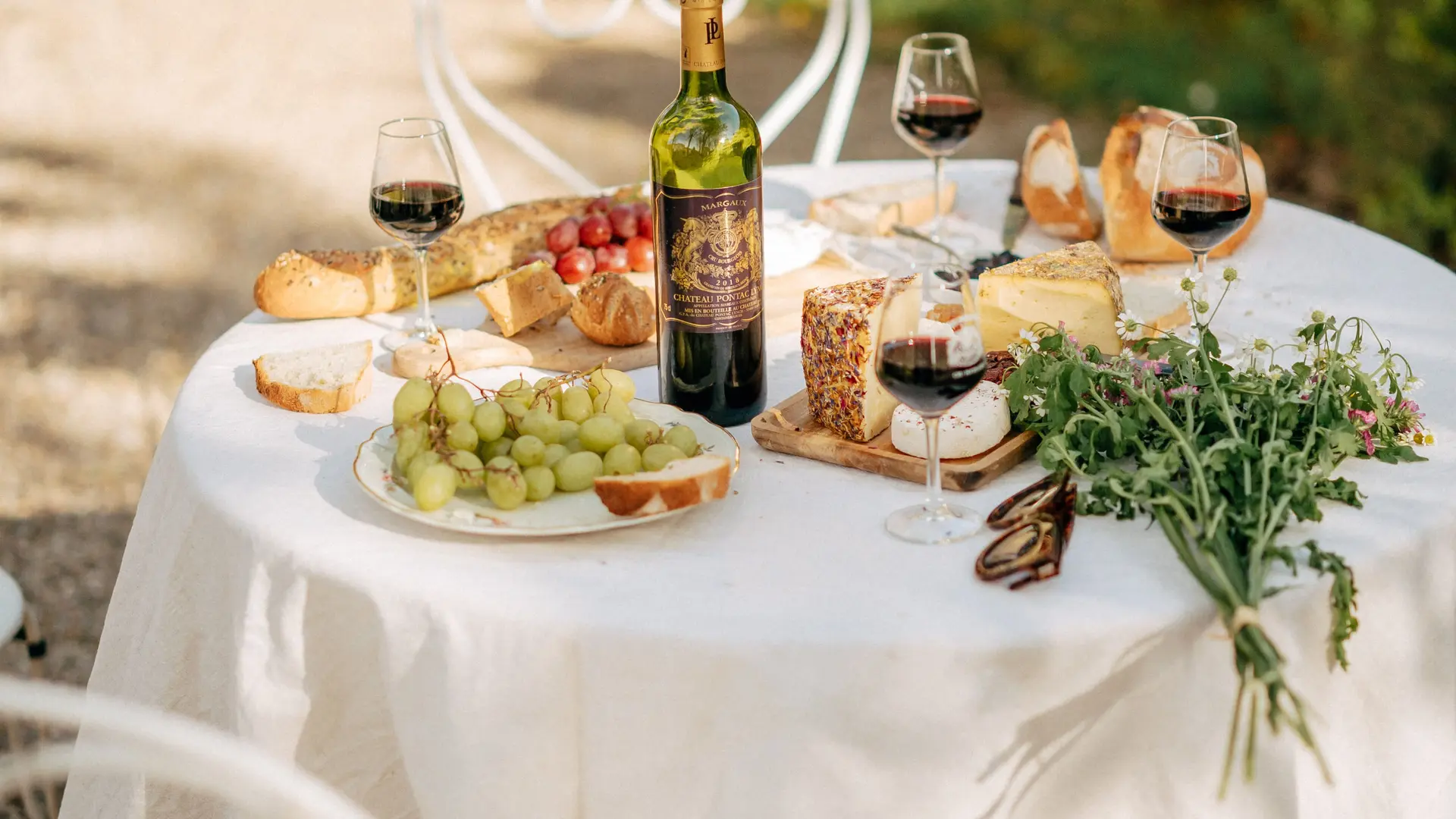 Chateau PONTAC LYNCH 4